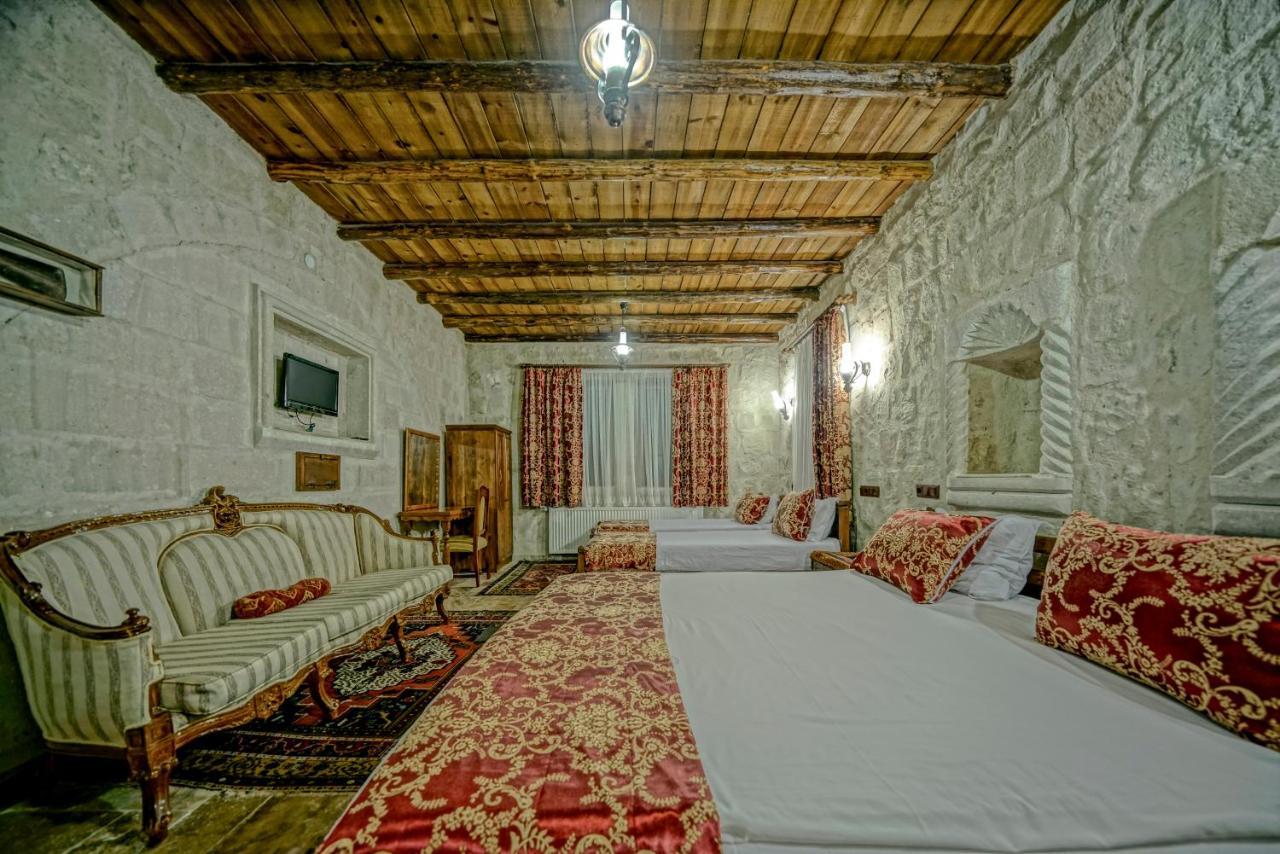 Elysee Cave House 2*